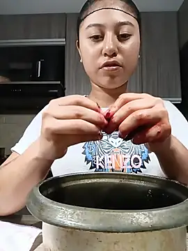 cloy baby   online show from 07/23/26, 12:02