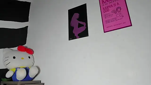 Snapshot of Lilith_Zen chatting on 11/16/25, 01:33 Lilith Zen online show from 11/16/25, 01:33