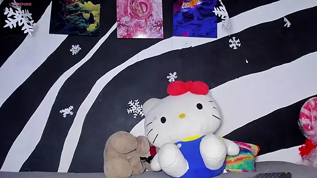 Lilith Zen online show from 12/15/25, 09:41