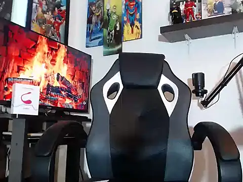 Snapshot of Enriblack92 chatting on 04/09/26, 02:11 Enriblack92 online show from 04/09/26, 02:11