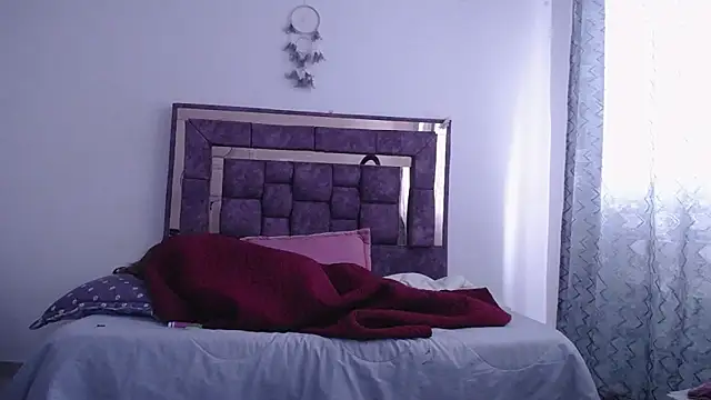 Snapshot of alejandrafitt chatting on 01/27/25, 01:41 alejandrafitt online show from 01/27/25, 01:41