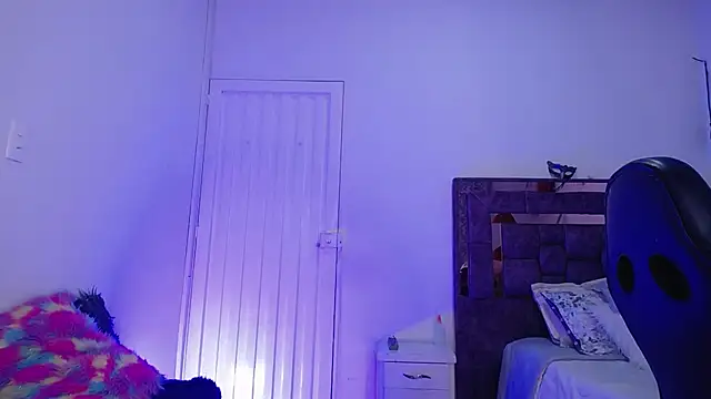 Snapshot of alejandrafitt chatting on 09/26/25, 12:58 alejandrafitt online show from 09/26/25, 12:58