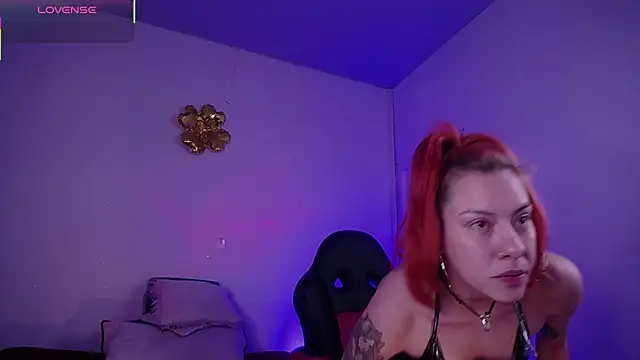 Snapshot of alejandrafitt chatting on 03/06/26, 03:58 alejandrafitt online show from 03/06/26, 03:58