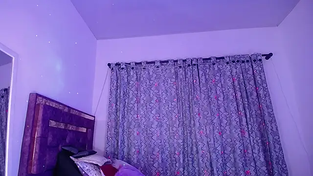 Snapshot of alejandrafitt chatting on 03/28/26, 01:05 alejandrafitt online show from 03/28/26, 01:05