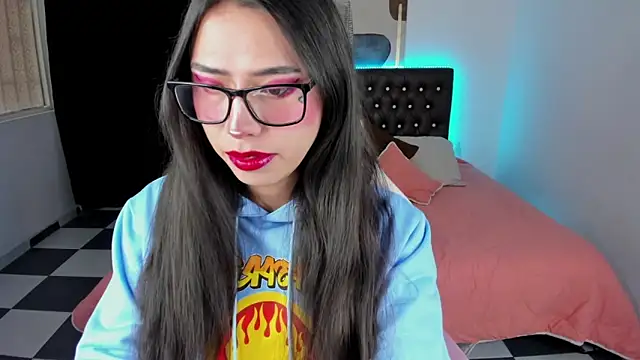 paula kawaiifu  online show from 02/25/25, 02:00