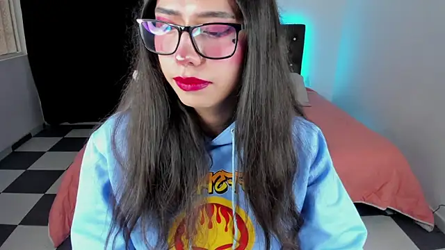 paula kawaiifu  online show from 02/25/25, 05:04