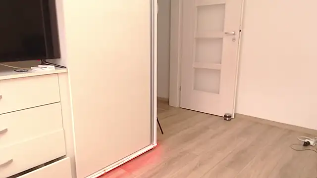 amberdoll4u online show from 01/04/25, 10:16