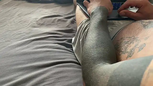 Snapshot of kameray12 chatting on 03/02/25, 09:10 kameray12 online show from 03/02/25, 09:10