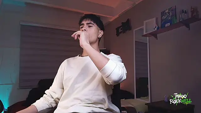 Snapshot of thiago_rockwelll chatting on 03/03/25, 12:15 thiago rockwelll online show from 03/03/25, 12:15