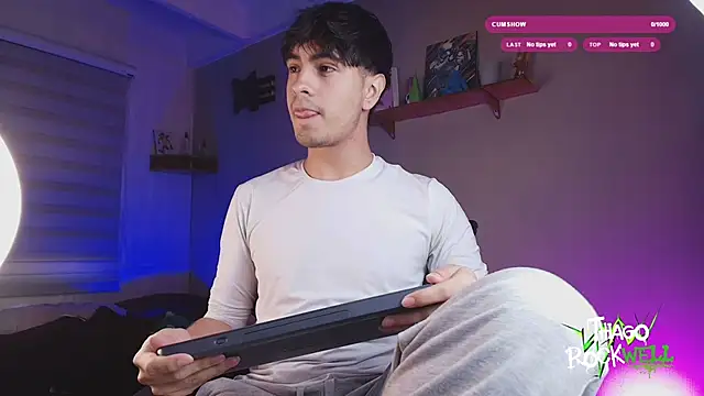 Snapshot of thiago_rockwelll chatting on 09/09/25, 11:10 thiago rockwelll online show from 09/09/25, 11:10