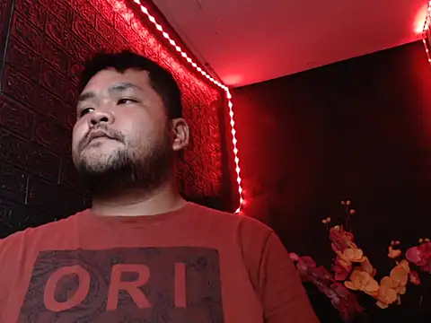 sydneyken online show from 10/13/25, 12:16