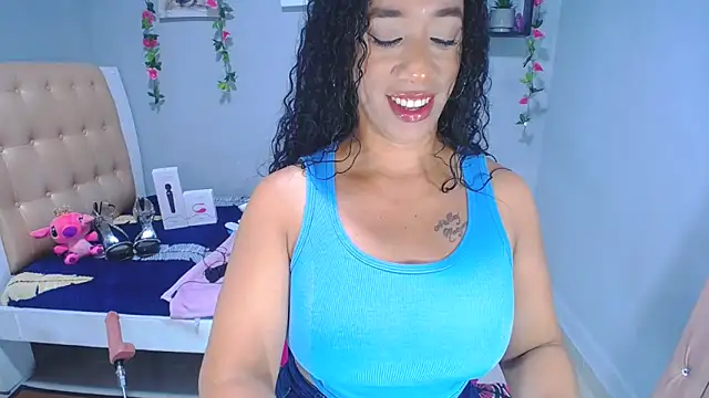 DelysyHot online show from 04/15/26, 04:41