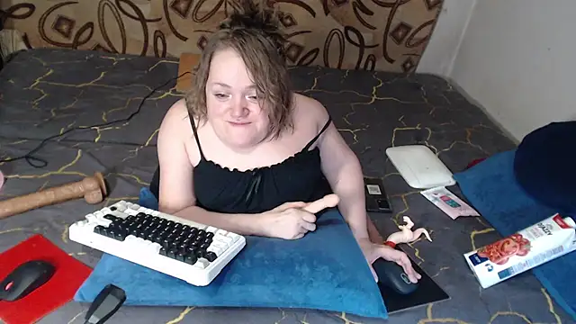 MiniNatalie online show from 02/25/25, 11:11