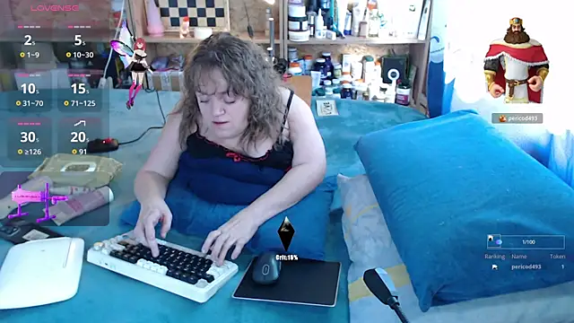 MiniNatalie online show from 10/18/25, 04:15