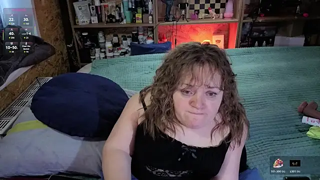 MiniNatalie online show from 11/16/25, 03:12