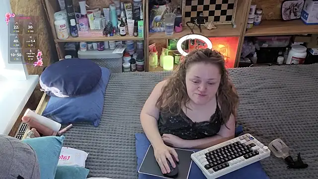 MiniNatalie online show from 04/03/26, 11:52