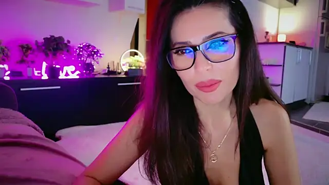 Snapshot of MissSmiley26 chatting on 04/23/26, 08:33 MissSmiley26 online show from 04/23/26, 08:33