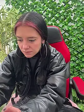 Isabella 21x online show from 01/25/25, 03:30