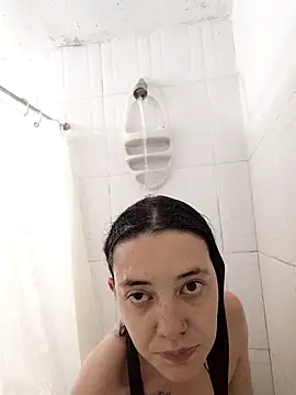 Isabella 21x online show from 10/06/25, 11:40