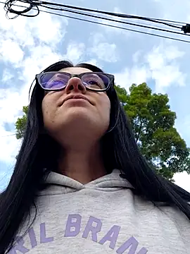 Isabella 21x online show from 10/20/25, 12:38