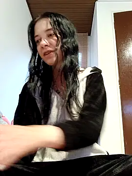 Isabella 21x online show from 04/27/26, 11:41