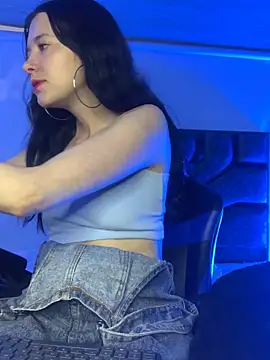 Isabella 21x online show from 05/11/26, 12:33