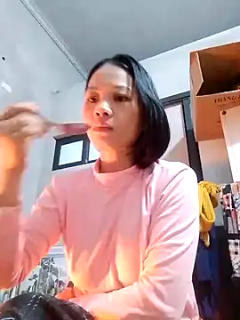 Snapshot of Aninyin22 chatting on 02/08/25, 11:34 Aninyin22 online show from 02/08/25, 11:34