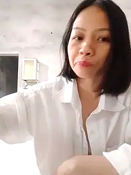 Snapshot of Aninyin22 chatting on 02/12/25, 06:40 Aninyin22 online show from 02/12/25, 06:40