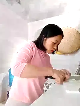 Snapshot of Aninyin22 chatting on 02/13/25, 07:03 Aninyin22 online show from 02/13/25, 07:03