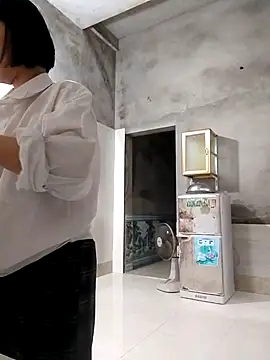 Snapshot of Aninyin22 chatting on 02/21/25, 06:51 Aninyin22 online show from 02/21/25, 06:51