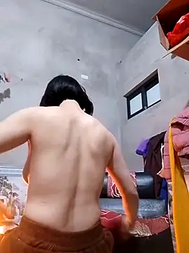 Snapshot of Aninyin22 chatting on 02/24/25, 11:19 Aninyin22 online show from 02/24/25, 11:19