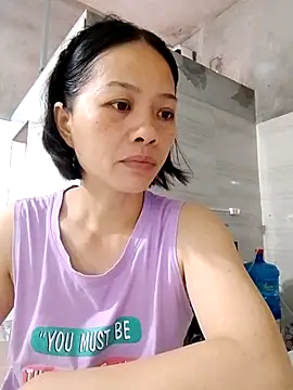 Snapshot of Aninyin22 chatting on 09/14/25, 11:48 Aninyin22 online show from 09/14/25, 11:48