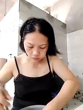 Snapshot of Aninyin22 chatting on 09/24/25, 12:25 Aninyin22 online show from 09/24/25, 12:25