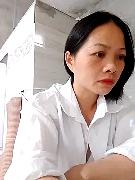 Snapshot of Aninyin22 chatting on 10/29/25, 07:10 Aninyin22 online show from 10/29/25, 07:10