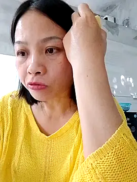 Snapshot of Aninyin22 chatting on 12/02/25, 06:41 Aninyin22 online show from 12/02/25, 06:41