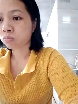 Snapshot of Aninyin22 chatting on 12/03/25, 12:29 Aninyin22 online show from 12/03/25, 12:29