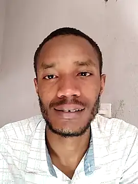 Snapshot of Dawi3 chatting on 01/14/25, 12:03 Dawi3 online show from 01/14/25, 12:03