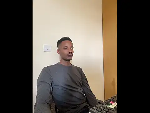 Snapshot of Dawi3 chatting on 11/28/25, 10:07 Dawi3 online show from 11/28/25, 10:07