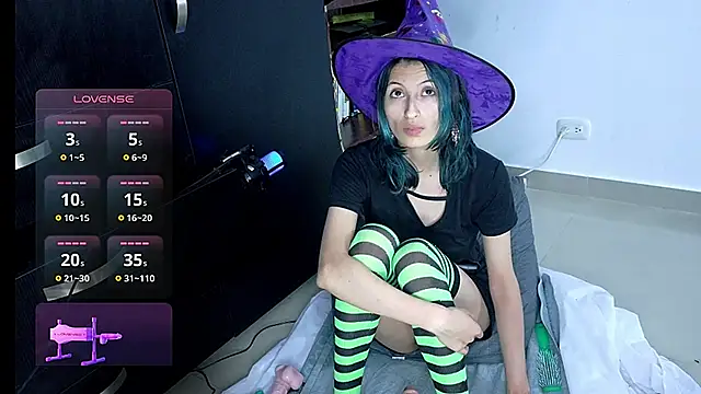 Camila---torres online show from 10/15/25, 02:55