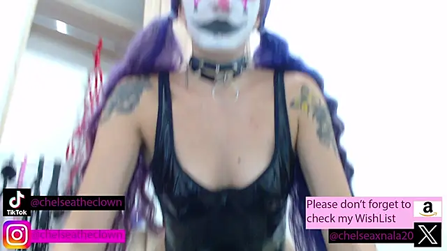 Snapshot of Eloise-brown chatting on 11/05/25, 03:28 Eloise-brown online show from 11/05/25, 03:28