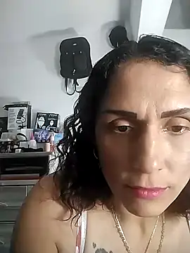 Corina hot online show from 12/12/24, 10:52