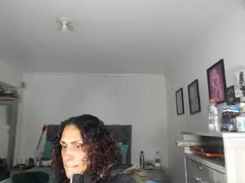 Corina hot online show from 01/04/25, 01:31