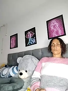 Corina hot online show from 01/25/25, 03:30