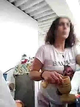 Corina hot online show from 02/19/25, 06:32