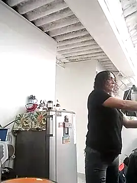 Corina hot online show from 02/22/25, 07:36