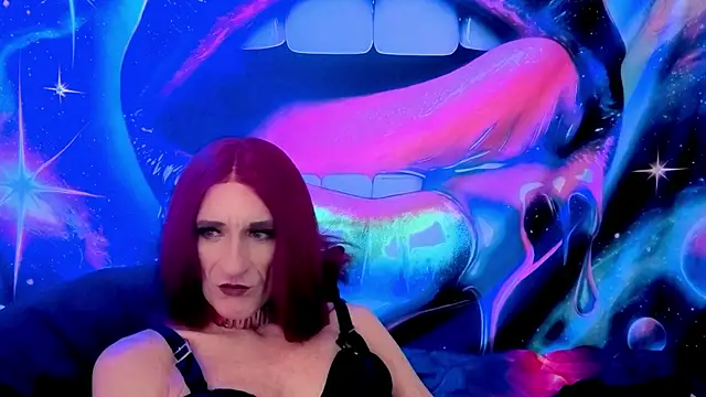 Snapshot of LuvNuk chatting on 11/22/25, 03:38 LuvNuk online show from 11/22/25, 03:38