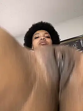 KimiAqua online show from 02/13/25, 08:24