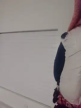 Snapshot of gabelove369 chatting on 12/18/24, 01:56 gabelove369 online show from 12/18/24, 01:56