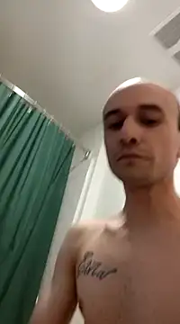 Snapshot of gabelove369 chatting on 12/28/24, 12:36 gabelove369 online show from 12/28/24, 12:36