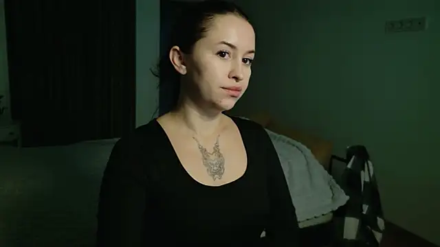 VioletCatt online show from 10/14/25, 05:41